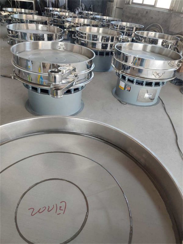 各種款式型號(hào)超聲波車間