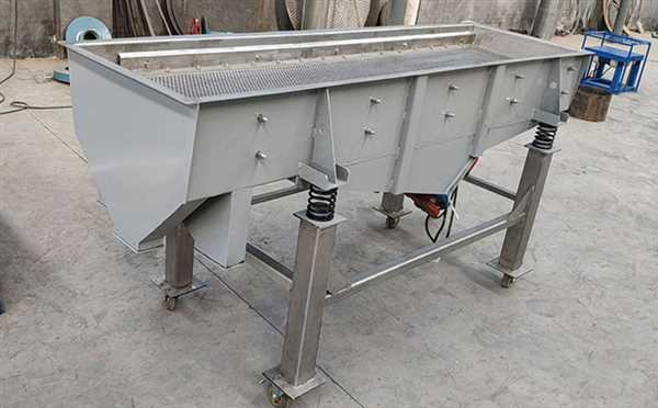 石英砂直線振動篩快速分級！
