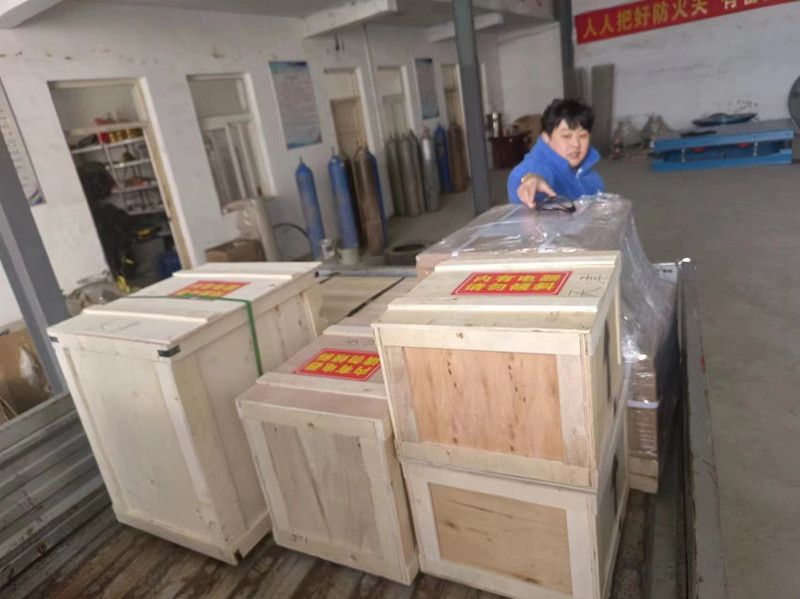 拍擊篩、檢驗篩發(fā)貨