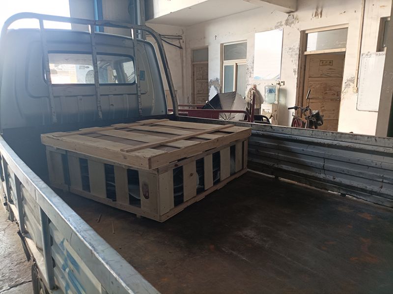 7個網(wǎng)架發(fā)貨