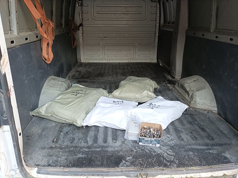 密封圈、網(wǎng)架等發(fā)貨